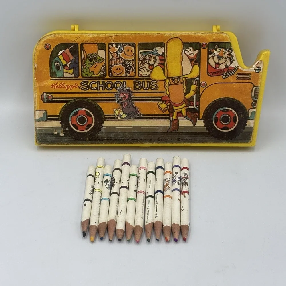 Vintage 1978 Kellogg's Yellow School Bus Pencil Case With‎ Pencils